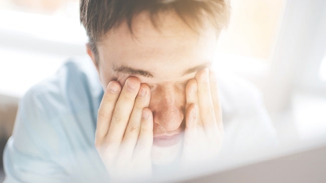 پارگی لنزهای تماسی