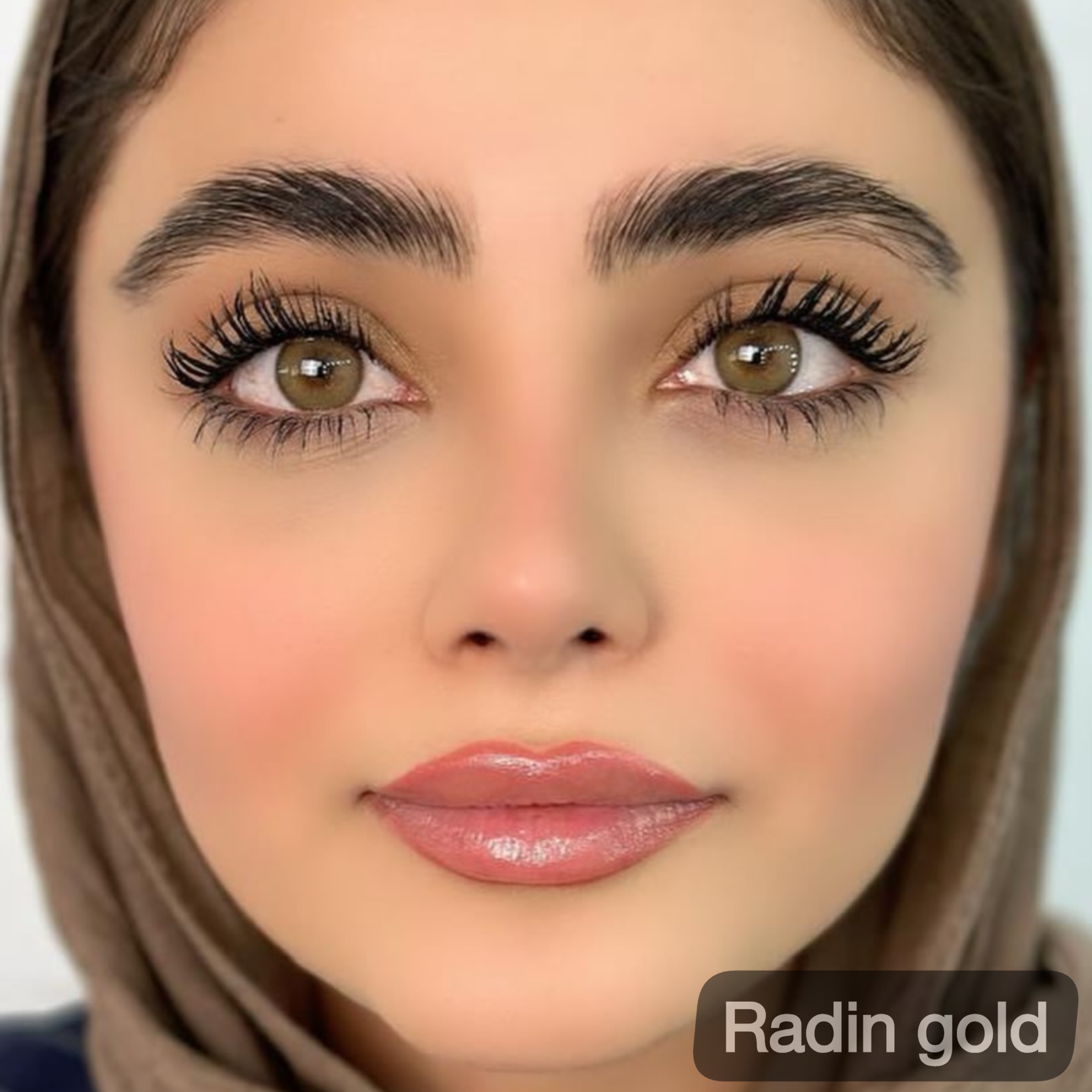 لنز رنگی سالانه آیسکالر (Icecolor)