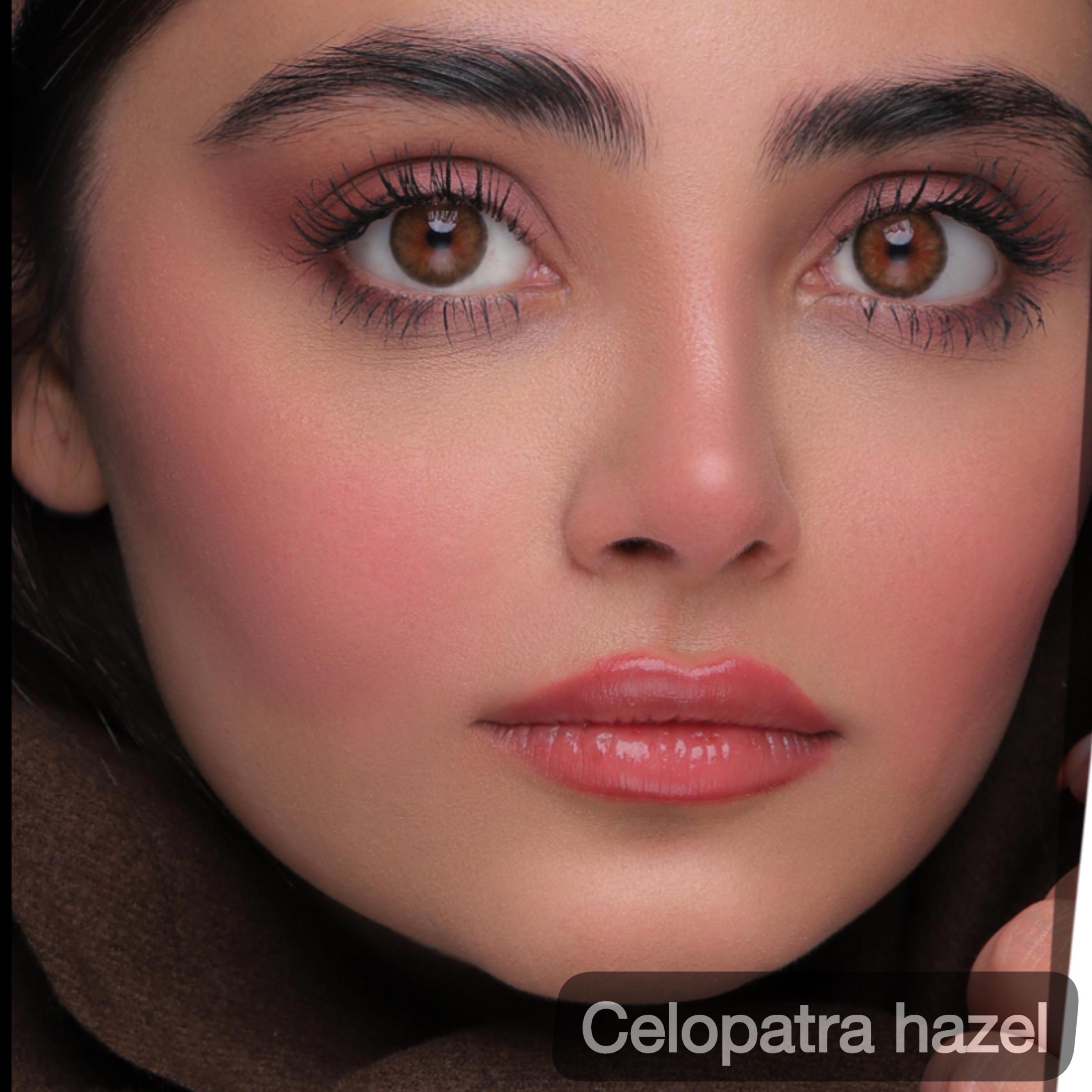لنز رنگی روزانه یونیک (Uniqe)