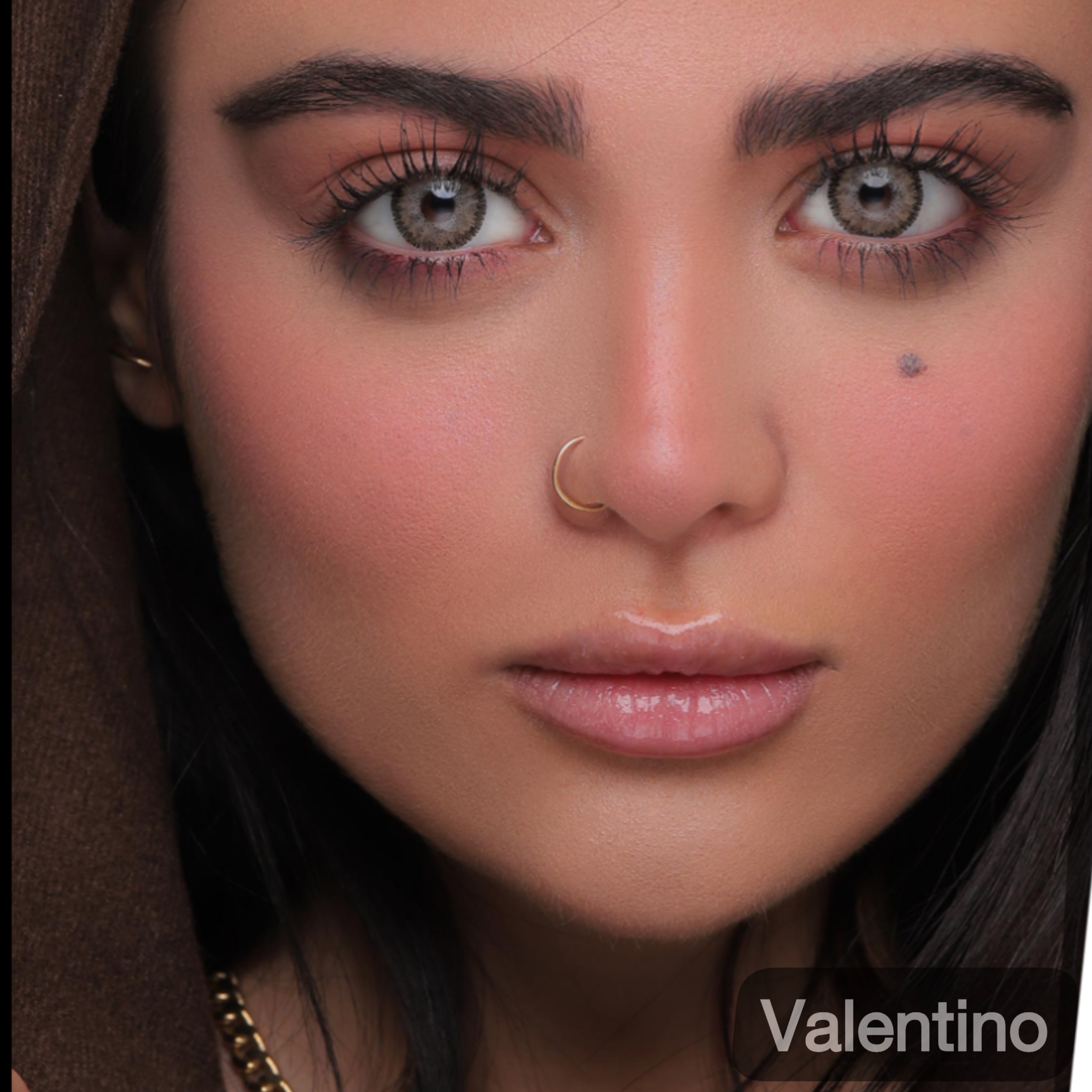 لنز رنگی روزانه یونیک (Uniqe)