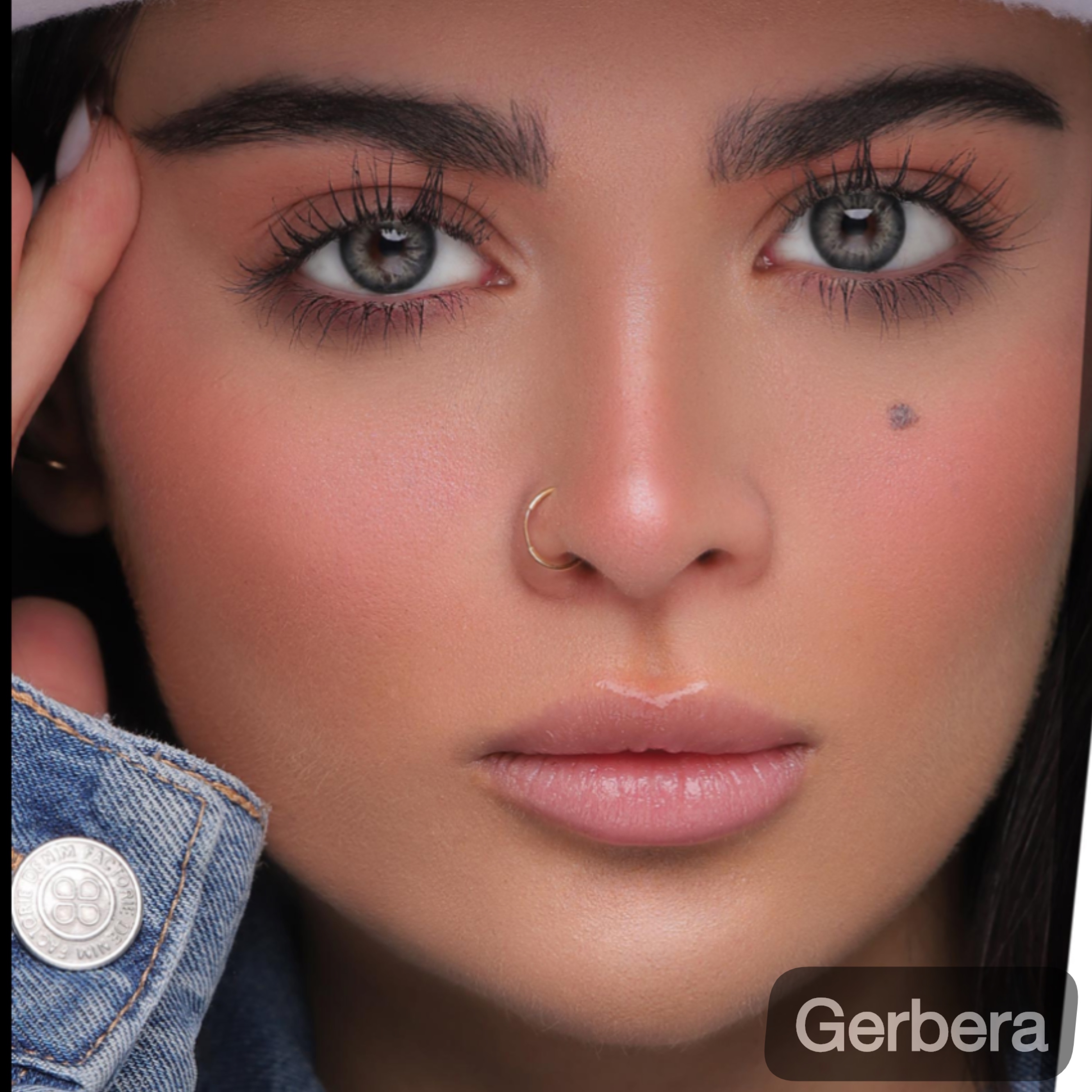 لنز رنگی روزانه یونیک (Uniqe)